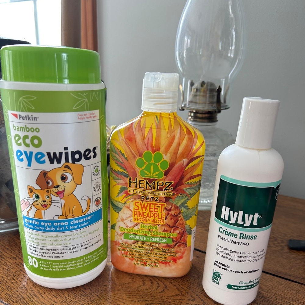 Lot of New Dog Bath Products Vet